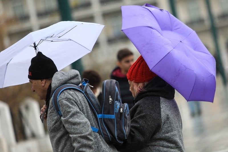 Καιρός: Τοπικές βροχές σε πολλές περιοχές της χώρας