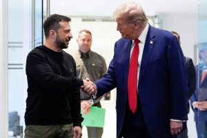 Μπαίνει στον πάγο η συμφωνία για τα ορυκτά μεταξύ ΗΠΑ-Ουκρανίας