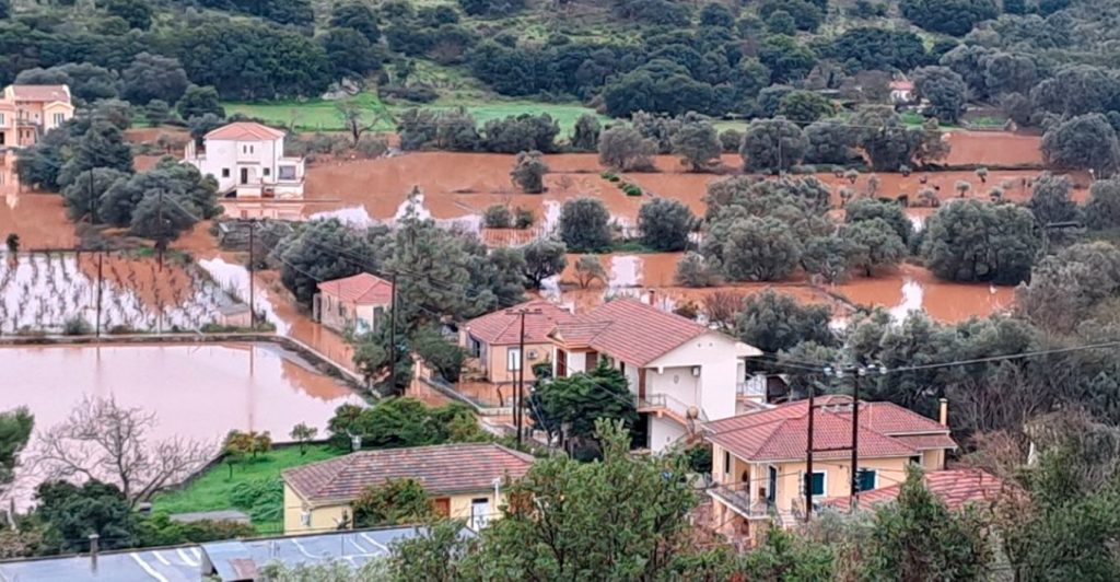 Καταστροφές από την κακοκαιρία στην Κεφαλονιά