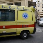 Σε κρίσιμη κατάσταση αγοράκι 3 ετών που παρασύρθηκε από αυτοκίνητο στη Λάρισα