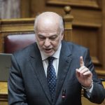 Ο Φλωρίδης έθεσε σε διαθεσιμότητα και πέμπτο ιατροδικαστή