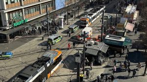Συναγερμός στη Γερμανία: Αυτοκίνητο έπεσε πάνω σε πλήθος στην πόλη Μάνχαϊμ – Υπάρχουν αρκετοί τραυματίες