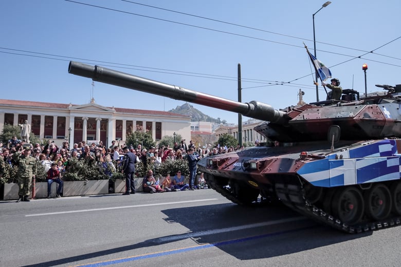 Κυκλοφοριακές ρυθμίσεις σε μετρό και τραμ λόγω των παρελάσεων