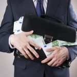 Κύκλωμα διαφθοράς στην Πολεοδομία Ρόδου: Ελεύθεροι με όρους όλοι οι κατηγορούμενοι – Τι ισχυρίστηκαν στις απολογίες τους