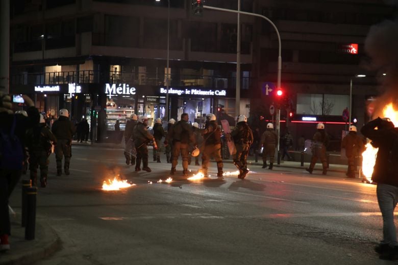 Επεισόδια στην Θεσσαλονίκη στην πορεία για την τραγωδία των Τεμπών