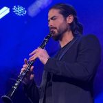 Τι υποστηρίζει ο άνδρας που έδωσε την κροτίδα στον Άρη Μουγκοπέτρο – Σοβαρή η βλάβη στο μάτι του μουσικού
