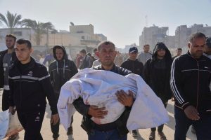 Νέο μακελειό με 25 νεκρούς από ισραηλινά πλήγματα στη Λωρίδα της Γάζας
