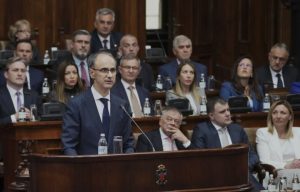 Εξελέγη η νέα κυβέρνηση της Σερβίας που πρότεινε ο εντολοδόχος πρωθυπουργός Τζούρο Μάτσουτ