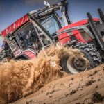 Το MF 8S Dyna E-Power έγινε το πρώτο τρακτέρ που ολοκληρώνει το Morocco Desert Challenge - Profi