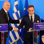 Υπεγράφη η σύμβαση Ελλάδας–Γαλλίας για την αγορά 16 πυραύλων Exocet – Δένδιας: Ενισχύουμε τις αμυντικές σχέσεις και τη στρατηγική συνεργασία μας