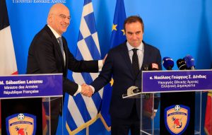 Υπεγράφη η σύμβαση Ελλάδας–Γαλλίας για την αγορά 16 πυραύλων Exocet – Δένδιας: Ενισχύουμε τις αμυντικές σχέσεις και τη στρατηγική συνεργασία μας