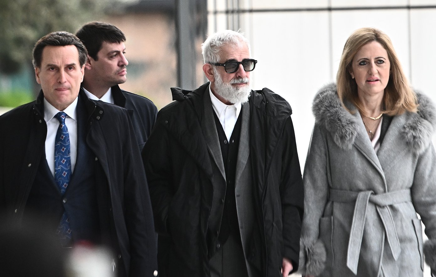 Δίκη Φιλιππίδη – Ελπίδα Νίνου: «Ο Πέτρος δεν είναι βιαστής. Δεν έχει σκοτεινή όψη – Έχουν όλα διογκωθεί και έχουν βάλει τα πάντα σε μια τεράστια διάσταση»