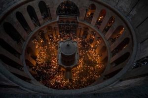 Το νόημα του Μεγάλου Σαββάτου για τους Χριστιανούς – Γιατί ονομάζεται «αλάδωτο»