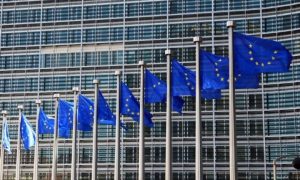 Ο Πιερρακάκης υπέβαλε αίτημα στην ΕΕ για ενεργοποίηση της εθνικής ρήτρας διαφυγής