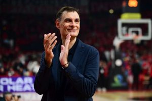 Η ομιλία Μπαρτζώκα στα αποδυτήρια μετά το ΟΣΦΠ – Ρεάλ: «Μου αρέσει που δεν θέλατε να πανηγυρίσετε»