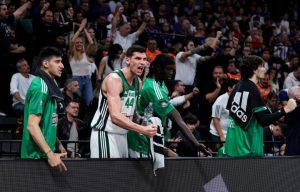 Euroleague: «Έσπασε» την έδρα της Εφές ο Παναθηναϊκός και προηγείται 2-1 στις νίκες στα πλέι οφ