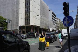 Μπλακάουτ σε μεγάλα τμήματα της Ισπανίας και της Πορτογαλίας προκαλούν μεγάλα προβλήματα στις μετακινήσεις