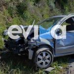 Μετωπική σύγκρουση δύο αυτοκινήτων στην Εύβοια με 4 τραυματίες