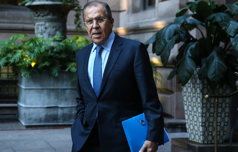 Ο Λαβρόφ διαβεβαιώνει πως η Ρωσία είναι διατεθειμένη να κλείσει συμφωνία για να τελειώσει ο πόλεμος στην Ουκρανία