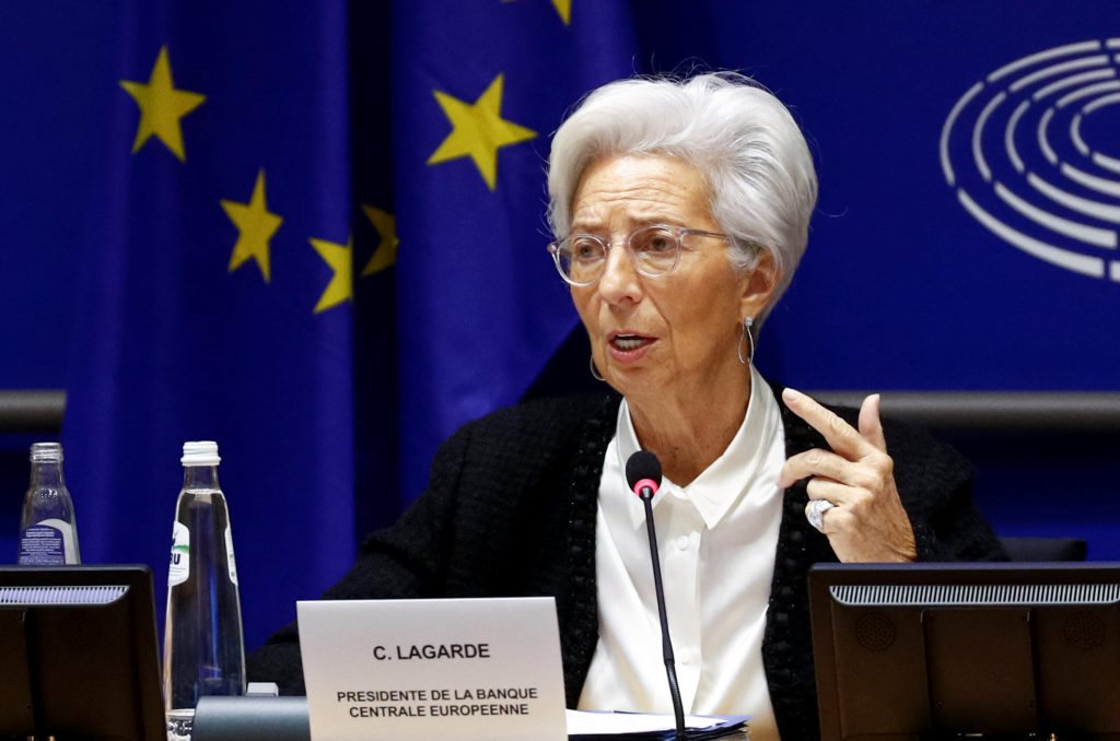 Καμπανάκι ΕΚΤ για φυγή επενδυτών από αμερικανικά assets