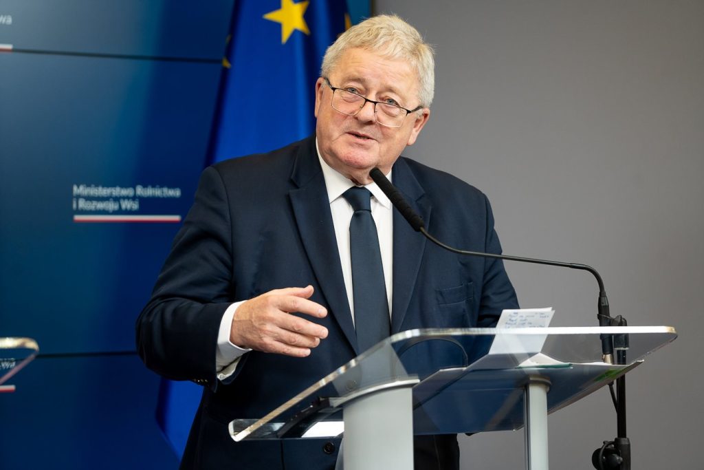 Ενεργοποίηση ρήτρας αναθεώρησης για μακροπρόθεσμες γραπτές συμβάσεις αγροτών αν η τιμή είναι κάτω του κόστους παραγωγής