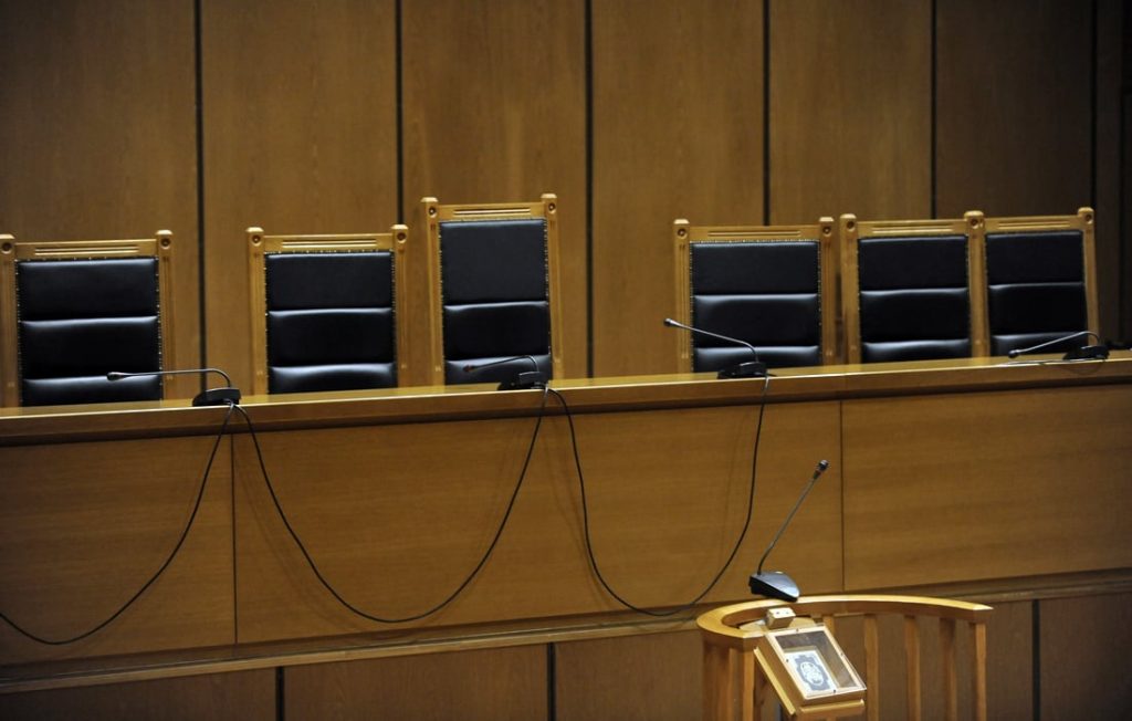 Ξεκίνησε στην Βέροια η δίκη για τον θάνατο του 16χρονου Κώστα Φραγκούλη από αστυνομικά πυρά