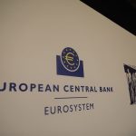 Στο 2% ετοιμάζεται να μειώσει τον Ιούνιο το βασικό της επιτόκιο η ΕΚΤ