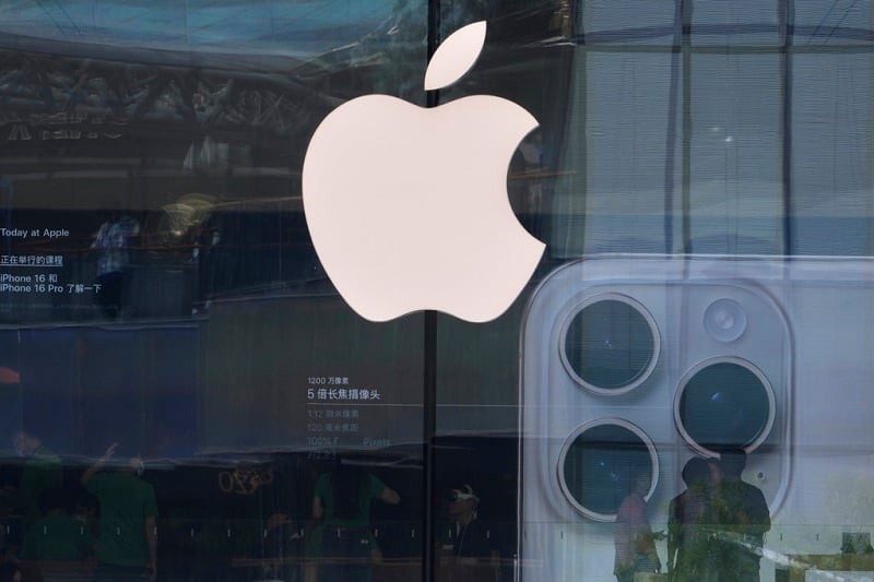 Η Apple σχεδιάζει να «ανοίξει» τα μοντέλα AI της σε τρίτους για την ανάπτυξη λογισμικού