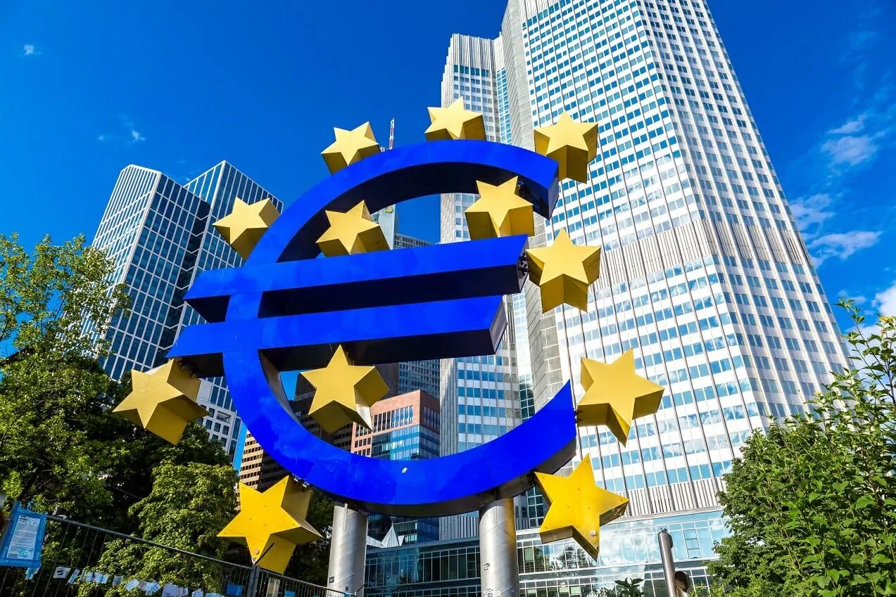 Κοντά στον στόχο επιτοκίων βρίσκεται η ΕΚΤ λέει ο Κάζακς