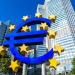 Νέα μείωση επιτοκίων ΕΚΤ τον Ιούνιο βλέπει ο Στουρνάρας