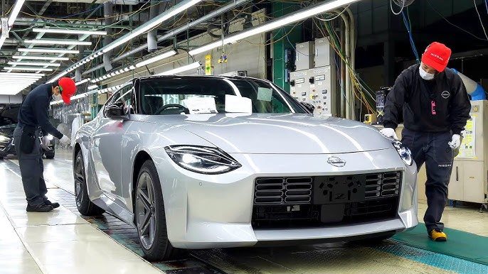 H Nissan αναστέλλει τη λειτουργία εργοστασίων στην Ιαπωνία