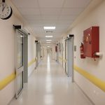 Συγκλονίζει ο παππούς της 7χρονης που πέθανε όταν έπεσε σε τζαμαρία: «Το σπίτι μας έκλεισε»