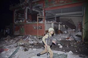 Εντείνονται οι εχθροπραξίες μεταξύ Ινδίας και Πακιστάν: Ανταλλαγή βομβαρδισμών και τουλάχιστον 11 νεκροί – Δείτε βίντεο