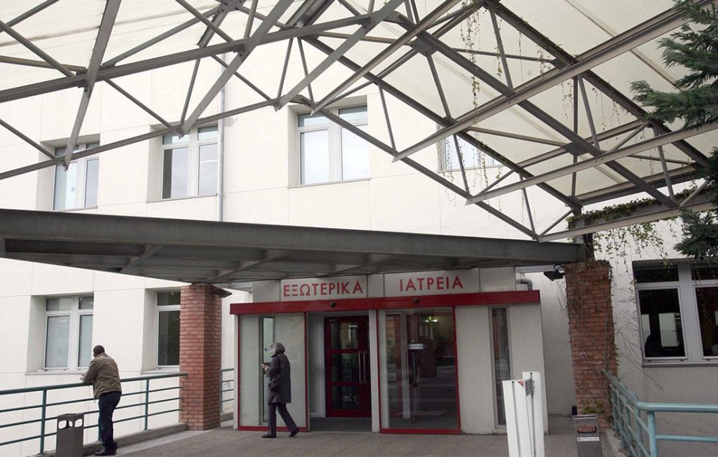 Υπέκυψε στα τραύματα της 14χρονη που είχε βρεθεί σε πεζοδρόμιο στο κέντρο της Θεσσαλονίκης