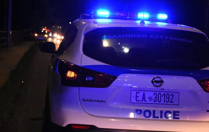 Συνελήφθη 39χρονος που είχε πυροβολήσει 44χρονο οδηγό ταξί έξω από καφετέρια στο Βύρωνα