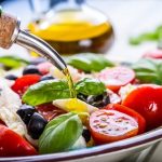 Η ισπανική κυβέρνηση προωθεί νέο διάταγμα για υγιεινή και αξιοπρεπή διατροφή στα δημόσια ιδρύματα φροντίδας