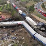 Στον εφέτη ανακριτή παραδόθηκε το πόρισμα του ΕΜΠ για την έκρηξη στα Τέμπη – Στα έλαια των μηχανών αποδίδει την πυρόσφαιρα