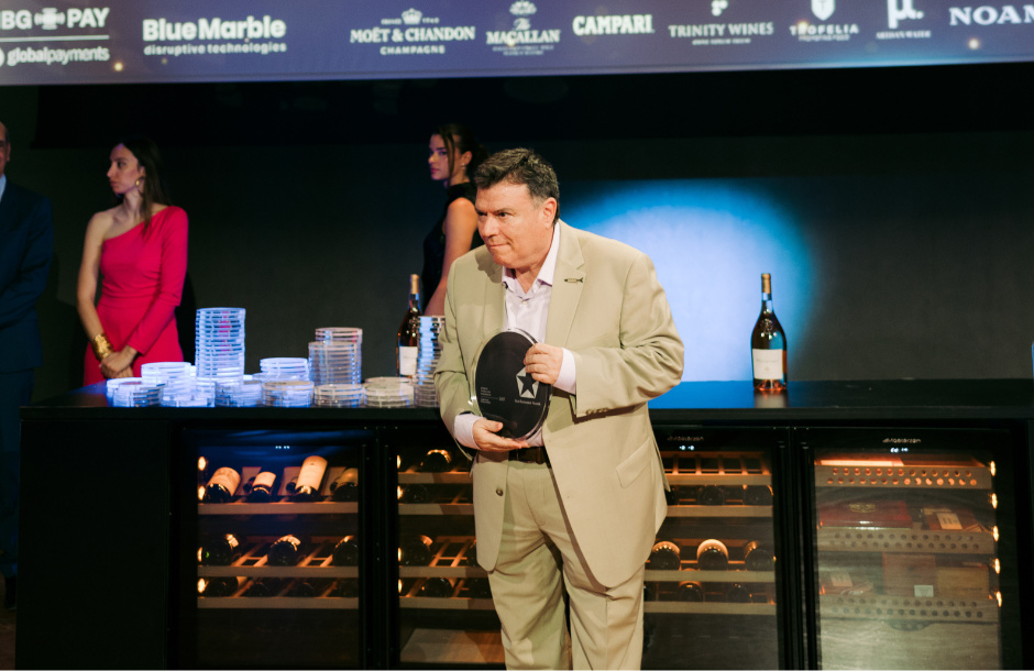Βραβείο συνολικής προσφοράς στα FNL Best Restaurant Awards απέσπασε ο Ζαφείρης Τρικαλινός