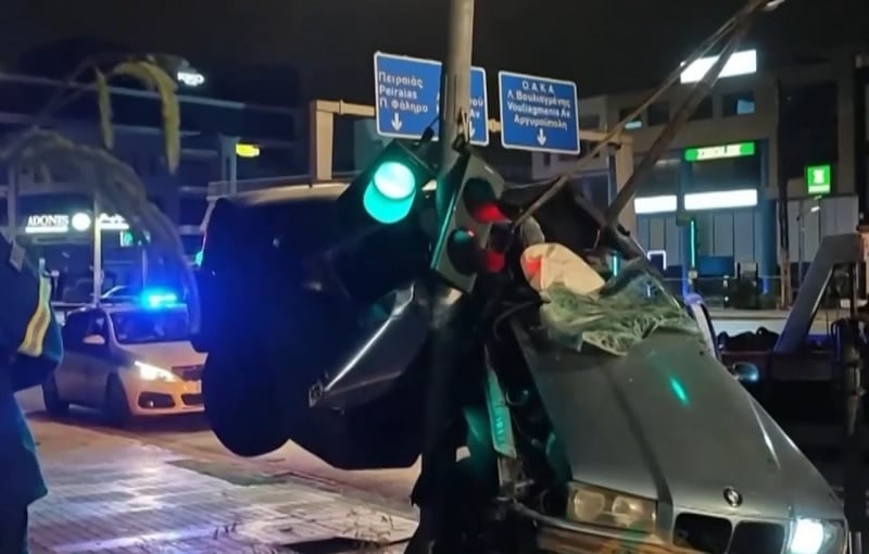 Κατέληξε ο ένας από τους τέσσερις τραυματίες του τρομακτικού τροχαίου στην λεωφόρο Ποσειδώνος