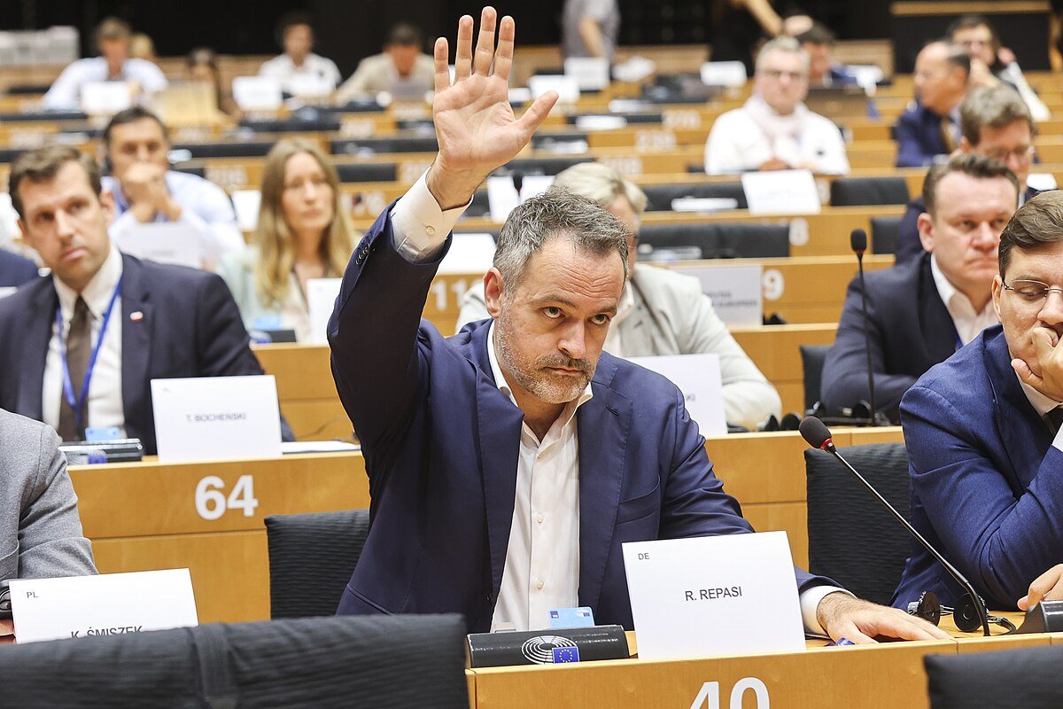 Σε κλίμα θεσμικών αναταράξεων και έντονων διαιρέσεων οι πολιτικές της ΕΕ