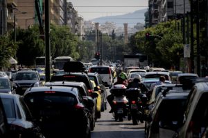 Η ΑΑΔΕ δέσμευσε 31 οχήματα και επέβαλε πρόστιμα για παράνομη κυκλοφορία