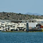 Ελικόπτερο κατέπεσε στη θάλασσα στην Μαρίνα Βουλιαγμένης
