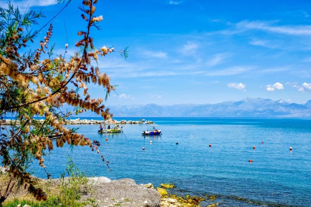 Καλοκαιρία με 35άρια και βορειοδυτικούς ανέμους