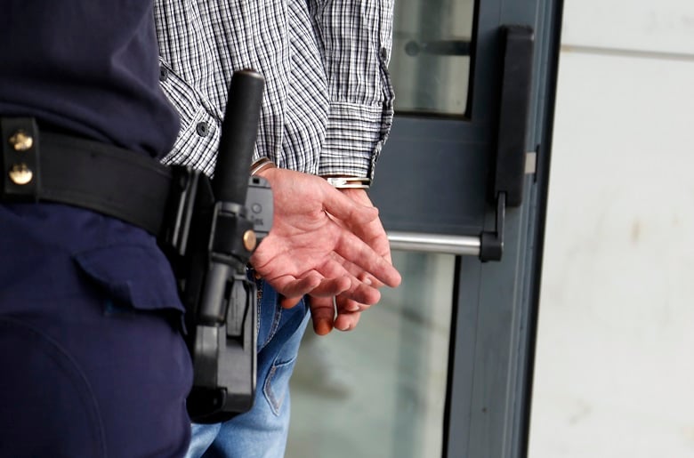 Συνελήφθη 71χρονος στην Θεσσαλονίκη με καταδίκες για απάτη