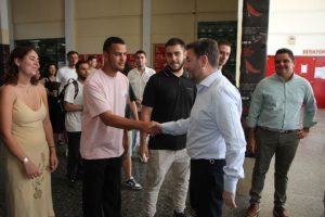Ο Ανδρουλάκης συναντήθηκε με φοιτητές του Πανεπιστημίου Πελοποννήσου