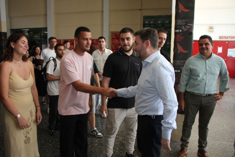 Ο Ανδρουλάκης συναντήθηκε με φοιτητές του Πανεπιστημίου Πελοποννήσου