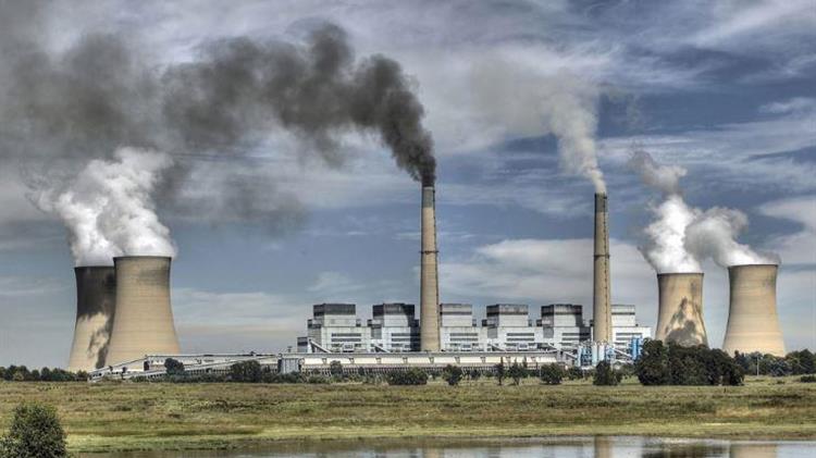 Έντονες αντιδράσεις από τον ενεργειακό τομέα για το σχέδιο Κανονισμού της Κομισιόν για τα καύσιμα χαμηλών εκπομπών άνθρακα