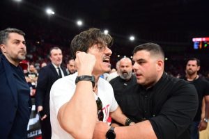 Άλλαξε γνώμη ο Δημήτρης Γιαννακόπουλος και θα πάει στο ραντεβού με τον Βρούτση