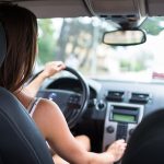 Άγριος ξυλοδαρμός 46χρονης οδηγού για την προτεραιότητα στην Πετρούπολη – «Έφαγα μια γροθιά στο σαγόνι, έχω πρηστεί»