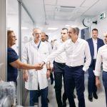 Ο πρωθυπουργός επισκέφθηκε το πλήρως ανακαινισμένο ΤΕΠ του ΚΑΤ